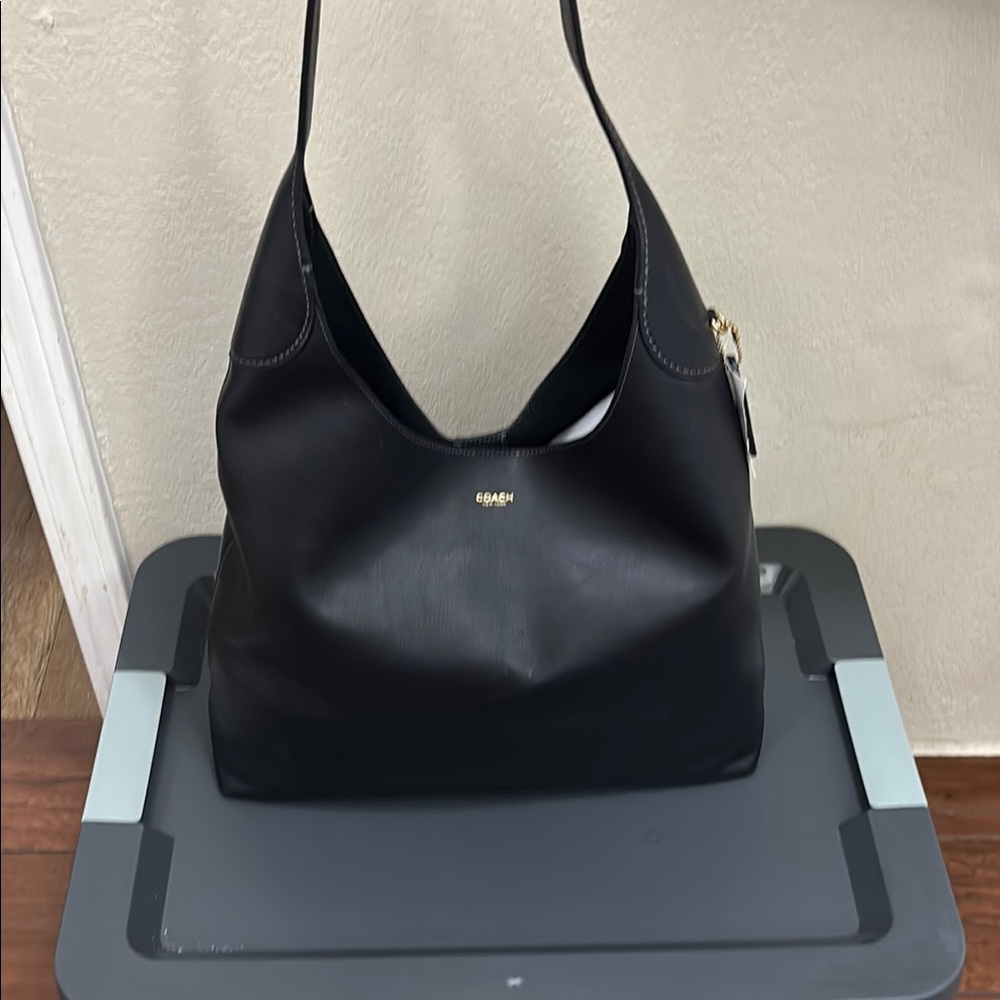 Coach Black Leather Shoulder Bag
